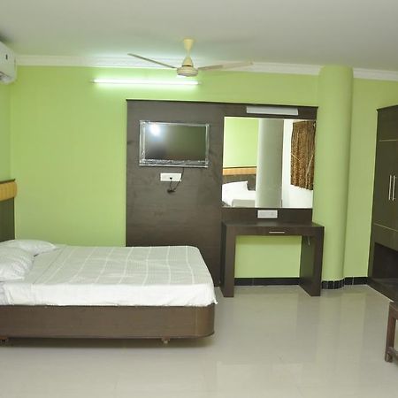 Hotel Jeyam Residency, Kumbakonam Habitación foto